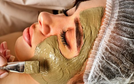 Spotlight on facial masks – video